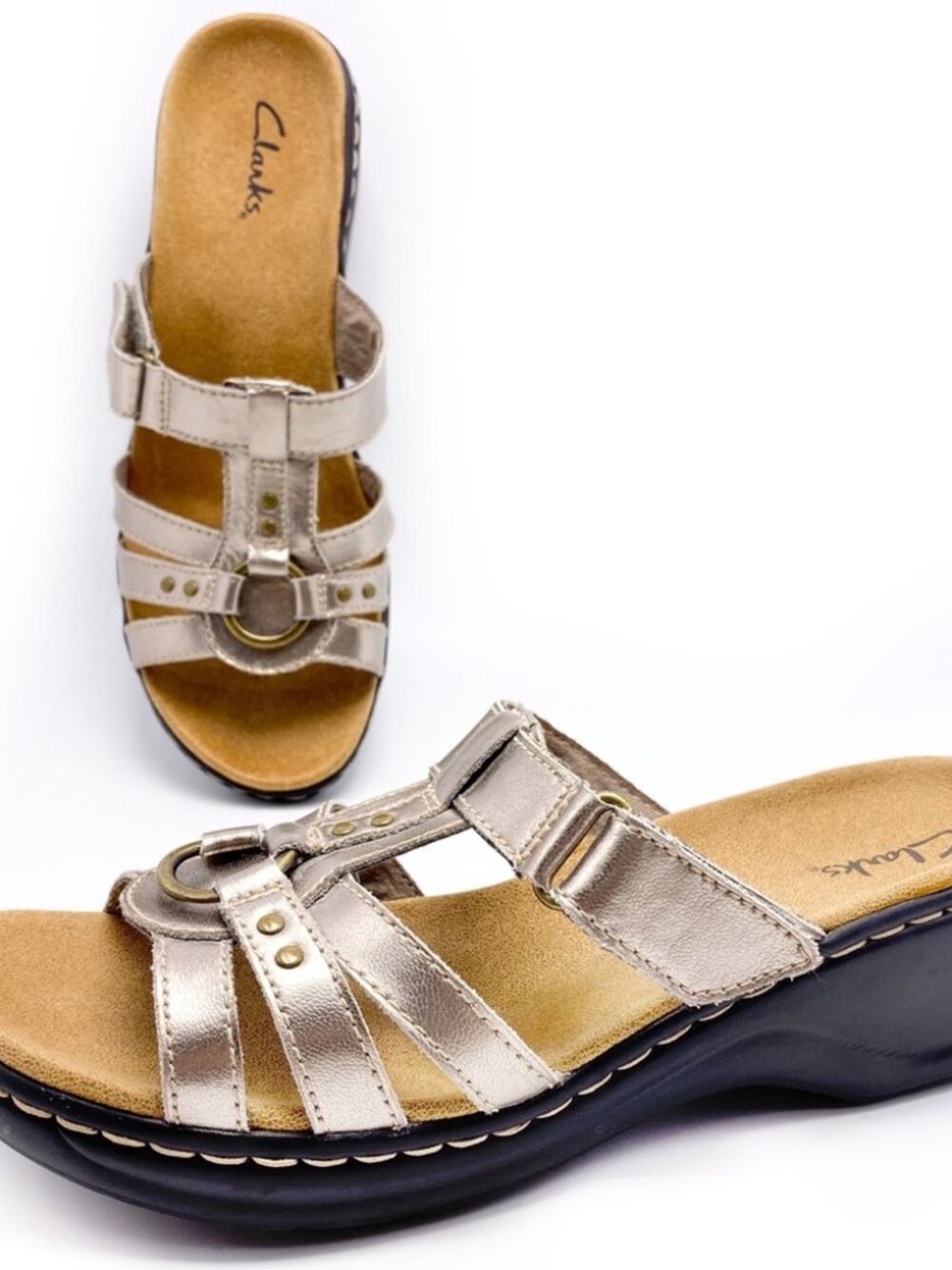 Clark's 8M Pewter Leather Sandals